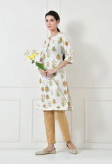 Women Self Design cotton Straight Kurta