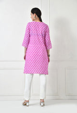 Women Self Design cotton Straight Kurta