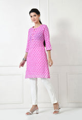 Women Self Design cotton Straight Kurta