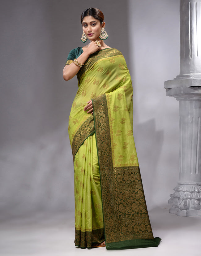 HOUSE OF BEGUM Women's Light Green Banarasi Saree with Zari Work and Printed Unstitched Blouse
