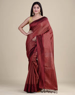 HOUSE OF BEGUM Antique Zari Maroon Woven All Over Jacquard Weave Pattern Saree With Rich Brocade Pallu And Blouse And Knitted Tassle At Pallu with Blouse Piece