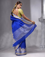 HOUSE OF BEGUM Women's Royal Blue Printed Woven Georgette Saree with Unstitched Plain Blouse-2