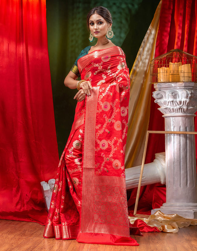 HOUSE OF BEGUM Georgette Saree Red With Meena Work with Blouse Piece