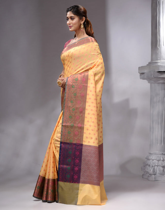 HOUSE OF BEGUM Women's Yellow Woven Banarasi Saree with Printed Unstitched  Blouse